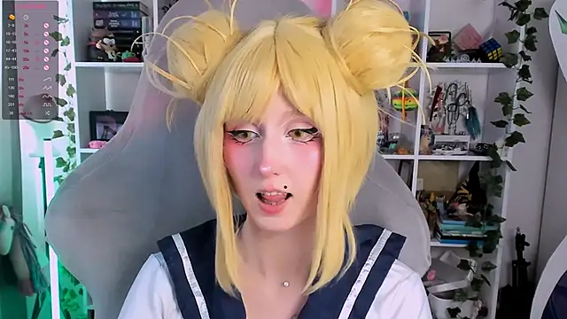 ohclementine online show from September 11, 9:42 am