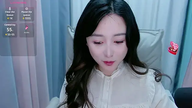 Liiniie-Lovers online show from January 3, 1:38 am