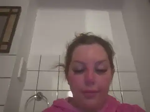 magical mia online show from March 22, 6:14 pm