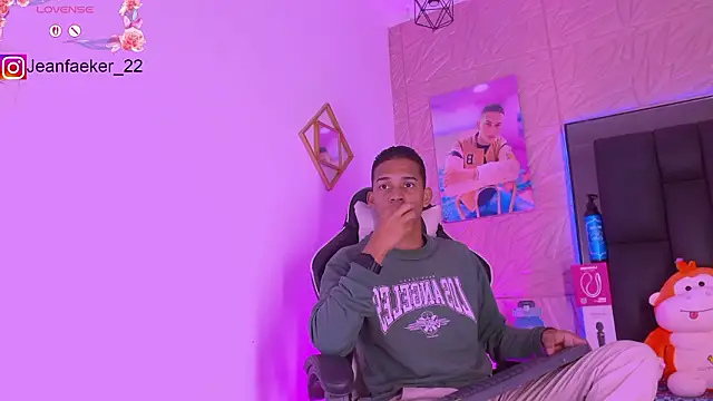 dilan alfonzo online show from February 1, 8:07 pm