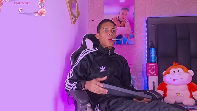 dilan alfonzo online show from March 19, 5:55 am