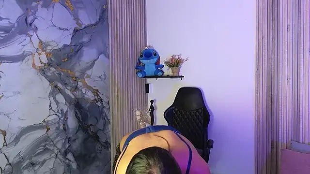 LissaWiild online show from February 9, 8:13 pm