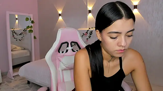 miagomezweb1 online show from March 4, 12:44 pm