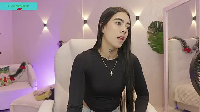 miagomezweb1 online show from December 22, 12:46 pm