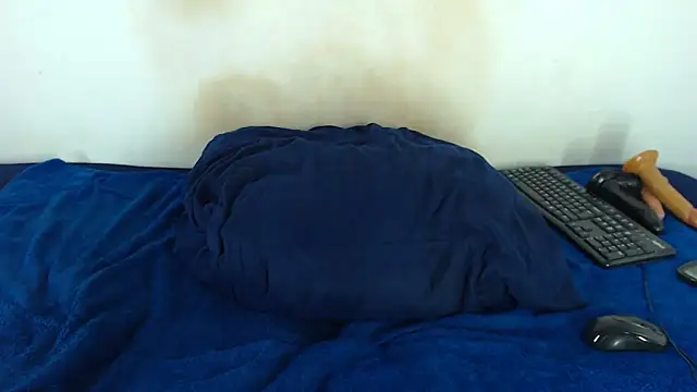 FAT ASS27 online show from December 22, 3:14 am