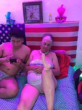 Snapshot of Grandma_Mature23 chatting on January 22, 1:31 am Grandma Mature23 online show from January 22, 1:31 am