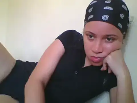 Snapshot of the_geisha_2021k chatting on December 3, 4:50 pm the geisha 2021k online show from December 3, 4:50 pm