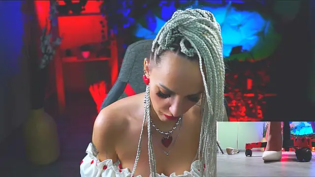 MonicaMaxwel online show from February 14, 9:10 pm