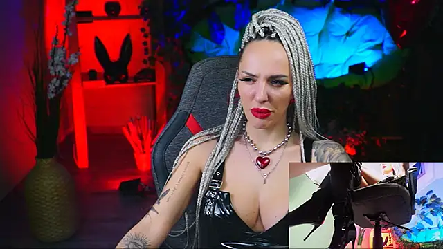 MonicaMaxwel online show from February 19, 6:21 pm