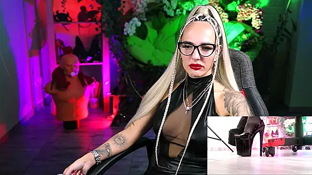 MonicaMaxwel online show from October 21, 11:22 am