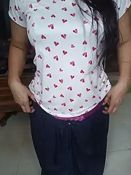 Snapshot of Ankita202 chatting on June 23, 6:33 am Ankita202 online show from June 23, 6:33 am