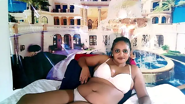 Snapshot of Luciousindian69 chatting on February 2, 1:10 pm Luciousindian69 online show from February 2, 1:10 pm