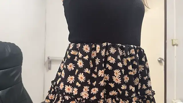 SassyJessi online show from March 1, 4:04 am