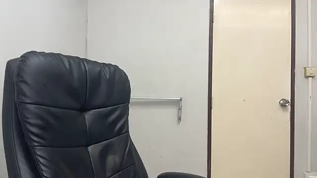 SassyJessi online show from March 2, 7:43 am