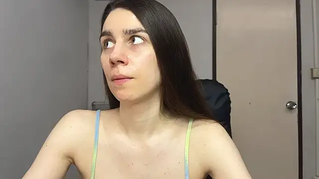 SassyJessi online show from October 8, 4:10 am