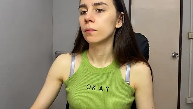 Snapshot of SassyJessi chatting on February 3, 4:10 am SassyJessi online show from February 3, 4:10 am