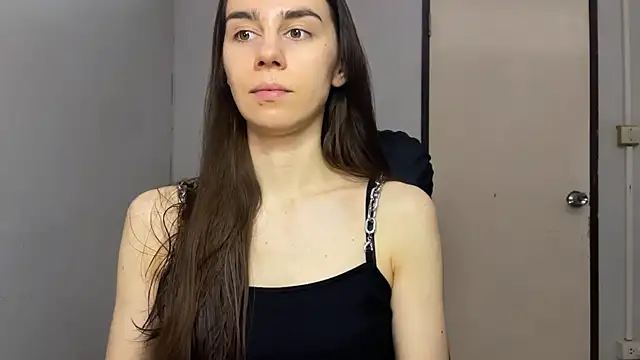 Snapshot of SassyJessi chatting on February 13, 4:08 am SassyJessi online show from February 13, 4:08 am