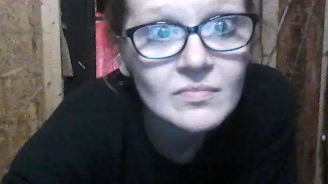 Snapshot of MickeysMallory9787 chatting on October 30, 6:41 pm MickeysMallory9787 online show from October 30, 6:41 pm