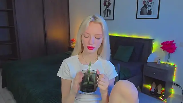 AleksaBlonde online show from January 25, 11:34 am