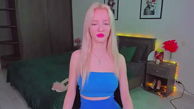 AleksaBlonde online show from March 3, 11:11 am