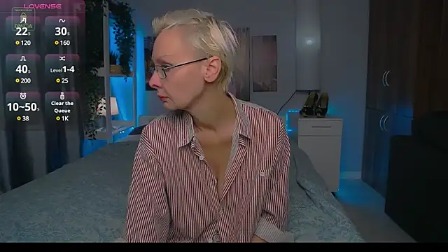 HelgaHimmell online show from December 5, 4:34 pm