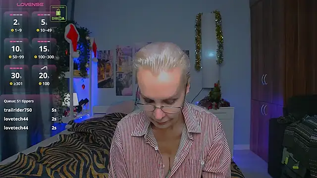 HelgaHimmell online show from December 25, 7:13 pm