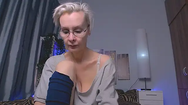 HelgaHimmell online show from January 27, 3:37 am