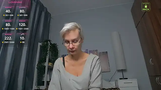 HelgaHimmell online show from February 5, 3:45 am