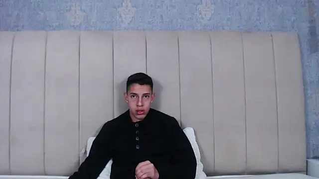 thiago19s online show from February 14, 10:36 pm