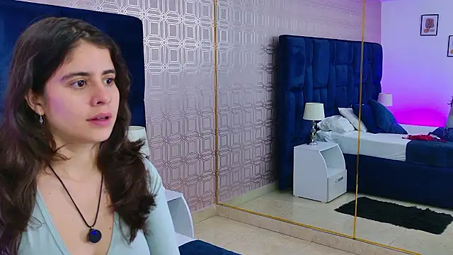 Snapshot of LexaDeRusso chatting on February 1, 7:45 pm LexaDeRusso online show from February 1, 7:45 pm