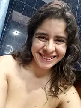 Snapshot of LexaDeRusso chatting on February 14, 8:05 pm LexaDeRusso online show from February 14, 8:05 pm