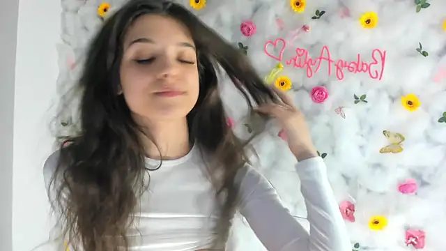 Snapshot of BabyAylin chatting on March 3, 6:22 pm BabyAylin online show from March 3, 6:22 pm