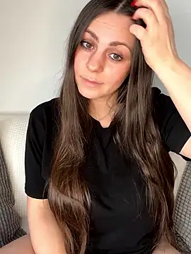 Snapshot of Loella-Rose chatting on January 11, 1:38 pm Loella-Rose online show from January 11, 1:38 pm