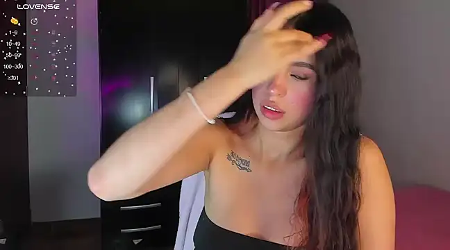 Snapshot of youpinkgirl_ chatting on March 1, 2:37 am youpinkgirl  online show from March 1, 2:37 am