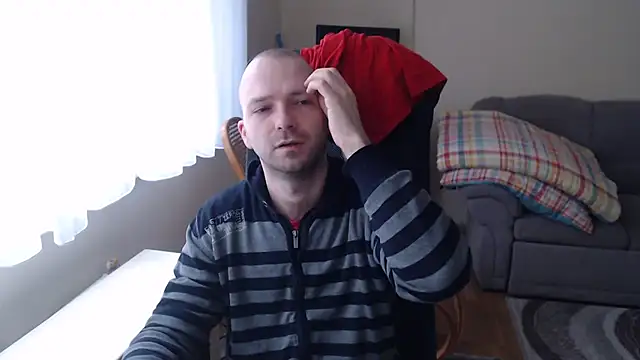 Snapshot of RealManHaveHairy chatting on January 10, 12:15 pm RealManHaveHairy online show from January 10, 12:15 pm