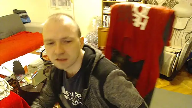 Snapshot of RealManHaveHairy chatting on February 3, 3:49 pm RealManHaveHairy online show from February 3, 3:49 pm