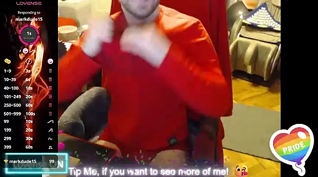 Snapshot of RealManHaveHairy chatting on March 14, 9:54 pm RealManHaveHairy online show from March 14, 9:54 pm