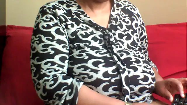 SexxyBoob online show from November 27, 7:43 am