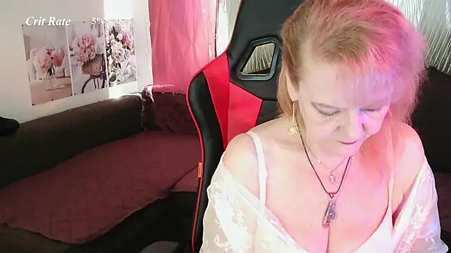 Liset Monro online show from July 9, 1:37 pm