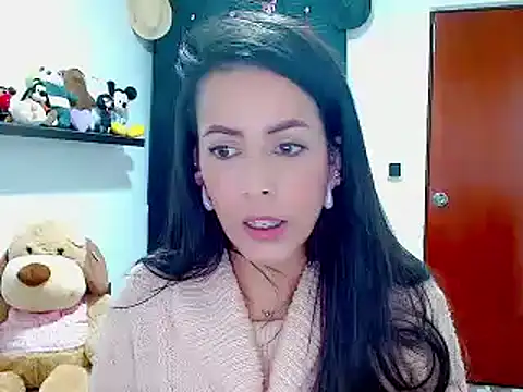 ella peck online show from December 18, 2:42 am