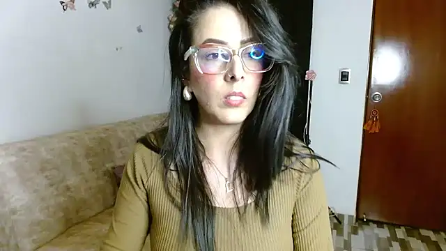 ella peck online show from February 26, 4:33 am