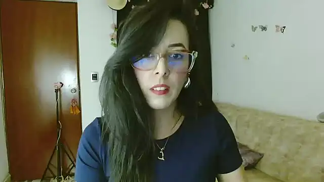 ella peck online show from April 13, 3:34 am