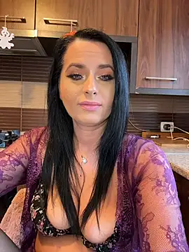 Hotmomcheckk  online show from January 7, 10:29 am