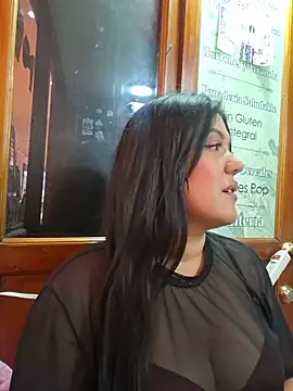 Snapshot of Sophie-hatter chatting on June 19, 1:37 pm Sophie-hatter online show from June 19, 1:37 pm