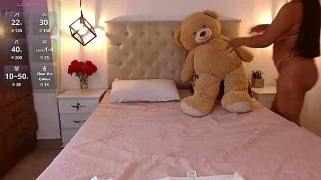 Snapshot of sofia_burman chatting on December 31, 8:02 pm sofia burman online show from December 31, 8:02 pm
