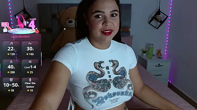 Snapshot of sofia_burman chatting on January 19, 12:14 am sofia burman online show from January 19, 12:14 am