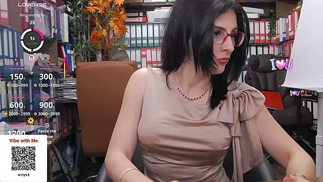 classyladyrellax online show from December 18, 1:39 pm