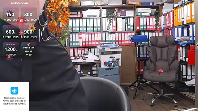 classyladyrellax online show from March 8, 11:14 am