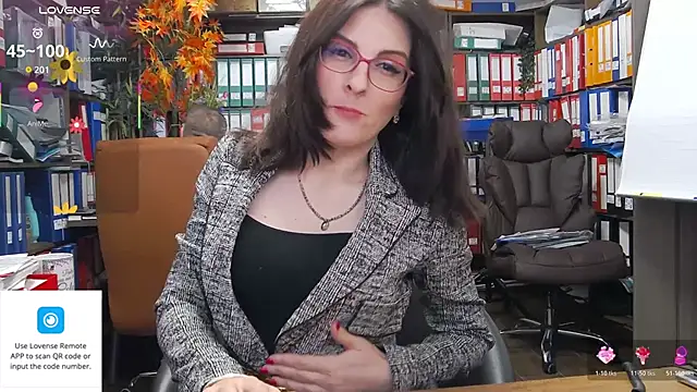 classyladyrellax online show from March 27, 12:16 pm