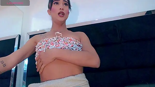 PriscilaRainbow online show from April 29, 12:48 am